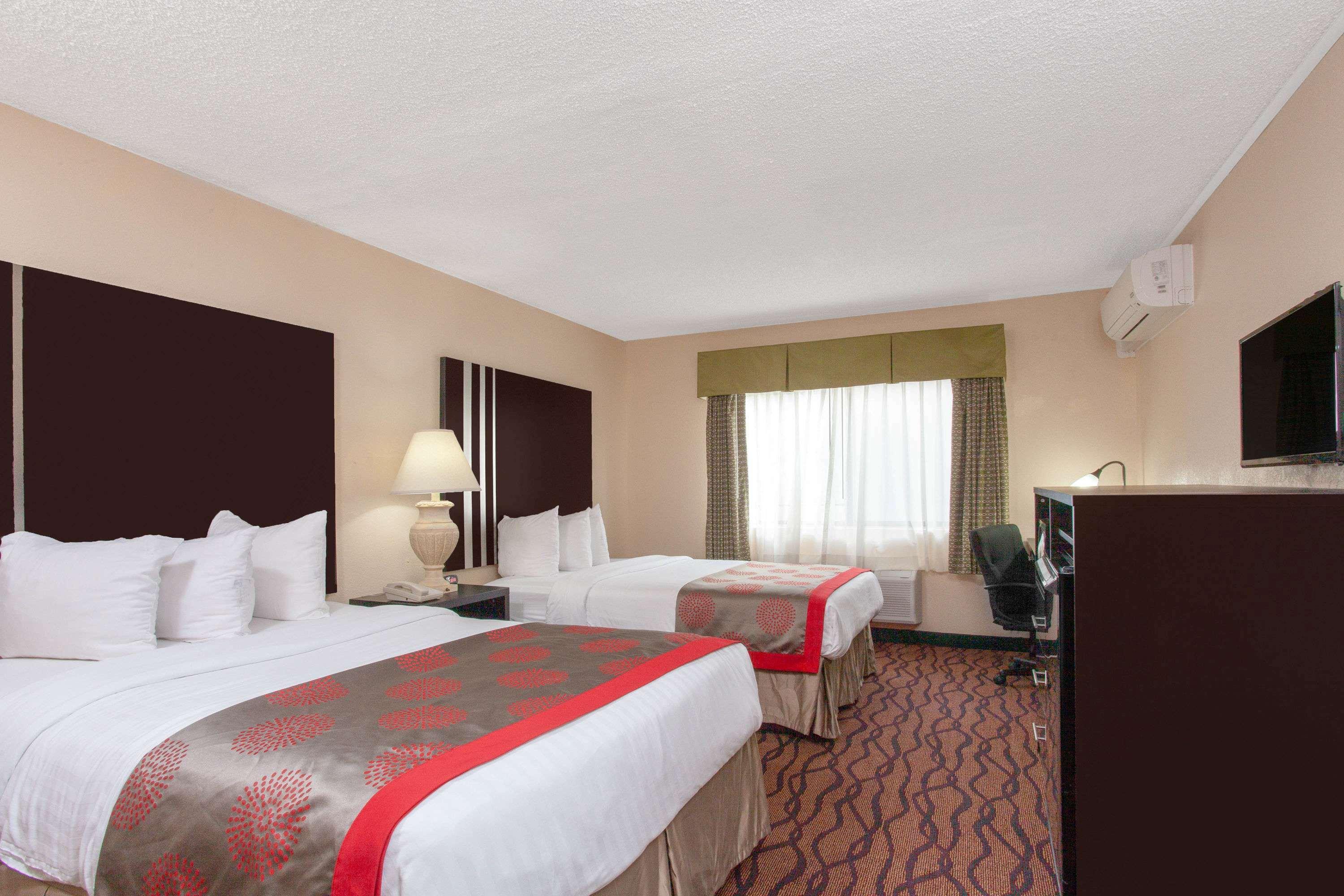 Space Coast Hotel Titusville-Kennedy Space Center Екстер'єр фото