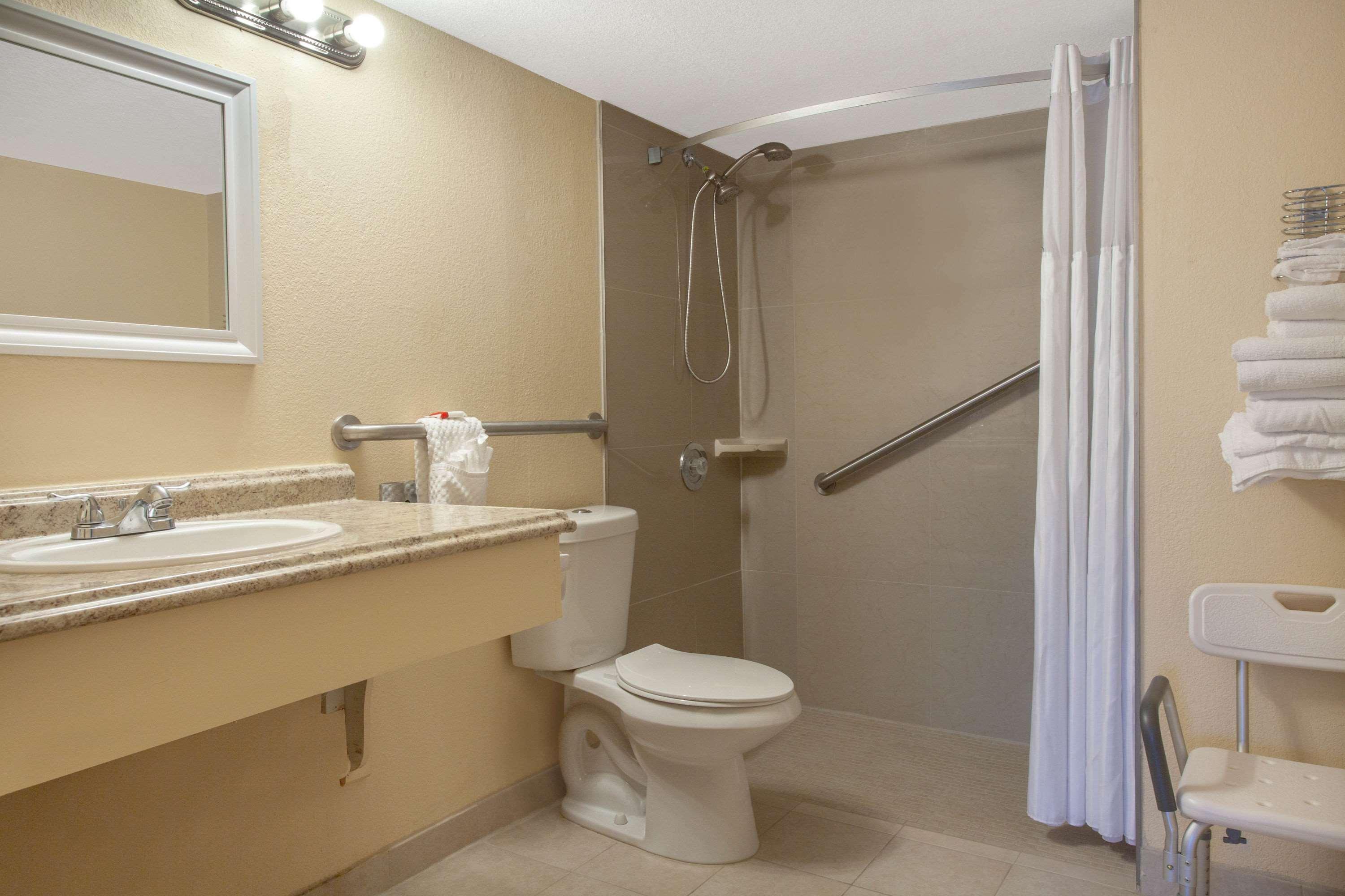 Space Coast Hotel Titusville-Kennedy Space Center Екстер'єр фото
