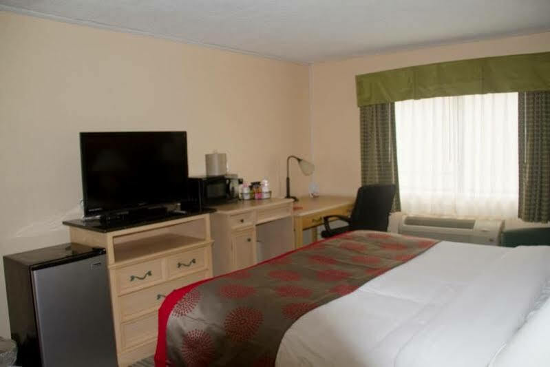 Space Coast Hotel Titusville-Kennedy Space Center Екстер'єр фото