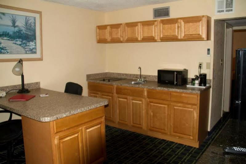 Space Coast Hotel Titusville-Kennedy Space Center Екстер'єр фото