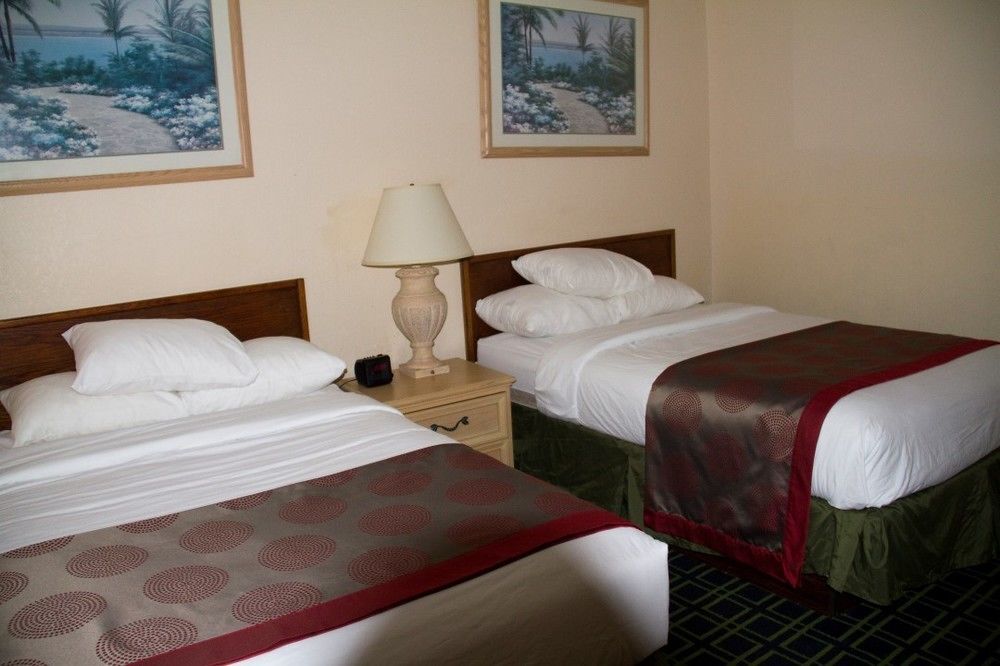 Space Coast Hotel Titusville-Kennedy Space Center Екстер'єр фото